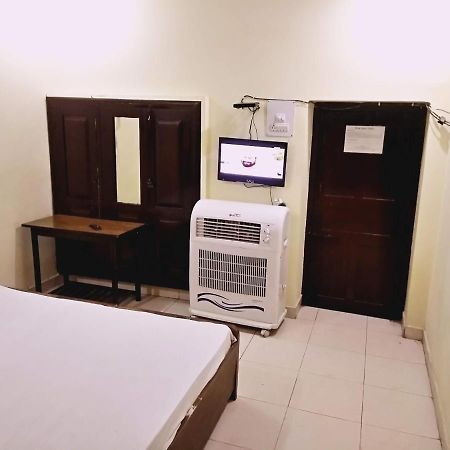 Roop Guest House Lucknow Extérieur photo